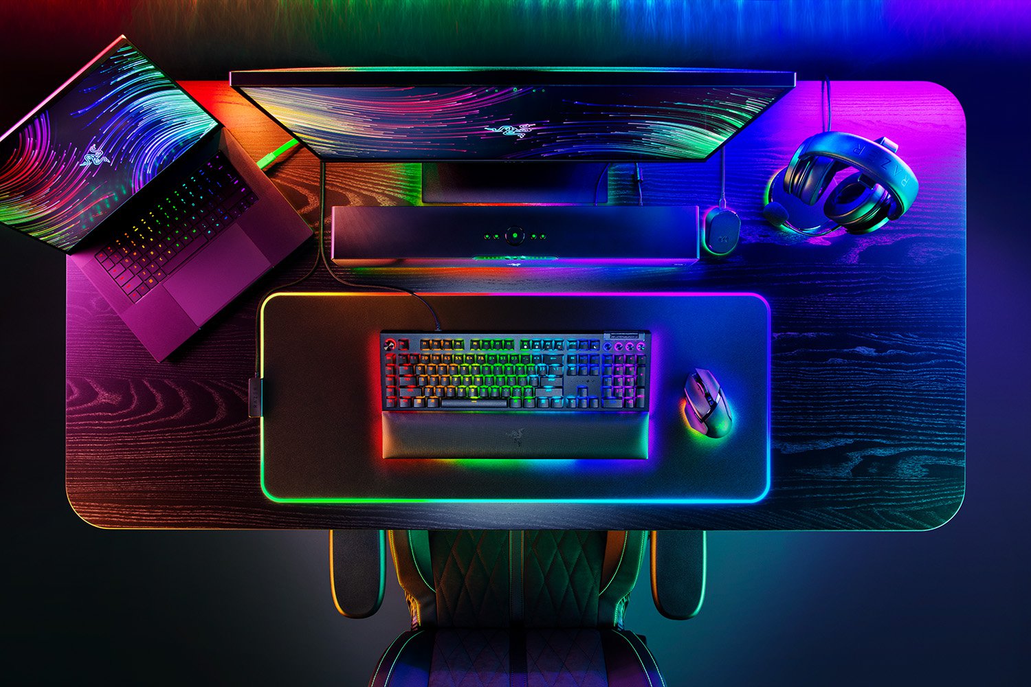RAZER BLACKWIDOW V4 PRO GREEN SWITCH thumbnail 4