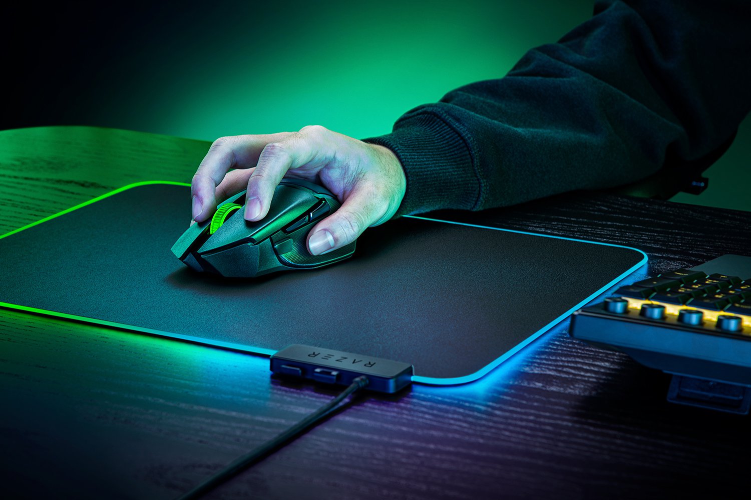 RAZER BASILISK V3 X HYPERSPEED WIRELESS MOUSE thumbnail 5