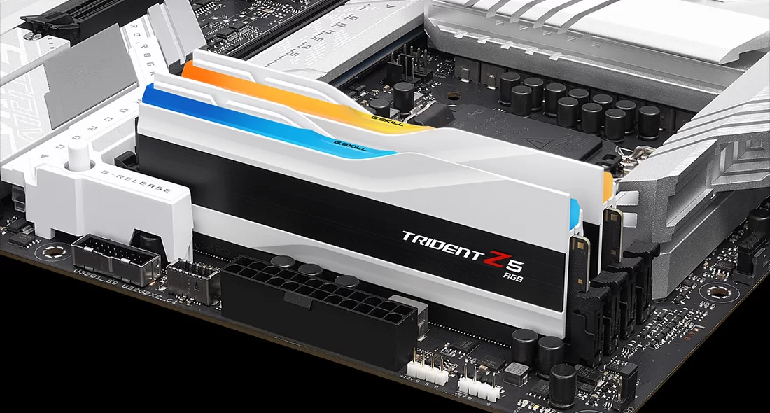 TRIDENT Z5 RGB WHITE 64G(32G*2) DDR5 6400MHZ 1.4V