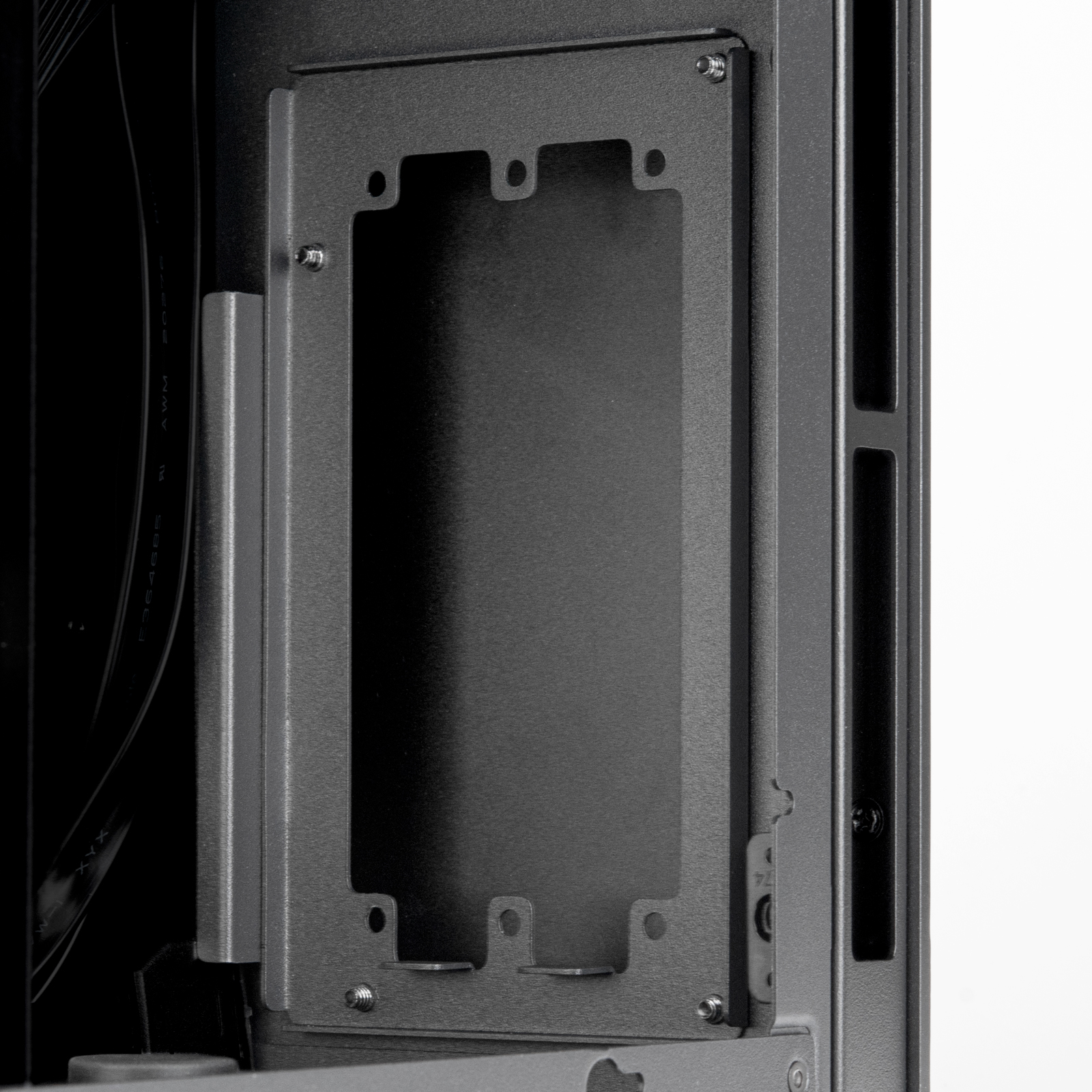SILVERSTONE SUGO 17 M-ATX Case BLACK thumbnail 13